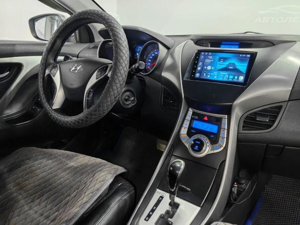 Hyundai Avante V с пробегом 2011 года, цена 855 000 рублей, 173660 км, седан, Автокод Объявления