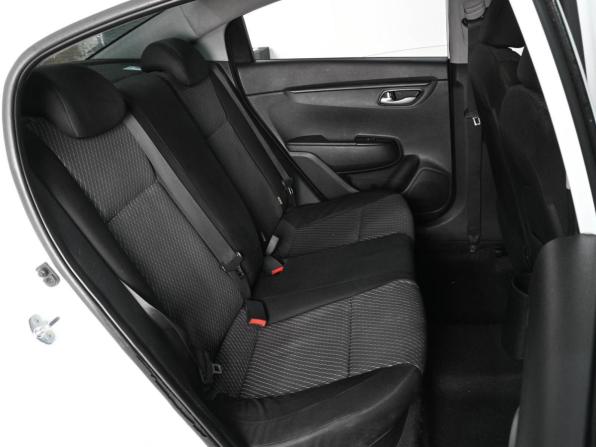 Kia Rio IV с пробегом 2018 года, цена 1 029 000 рублей, 132578 км, седан, Автокод Объявления