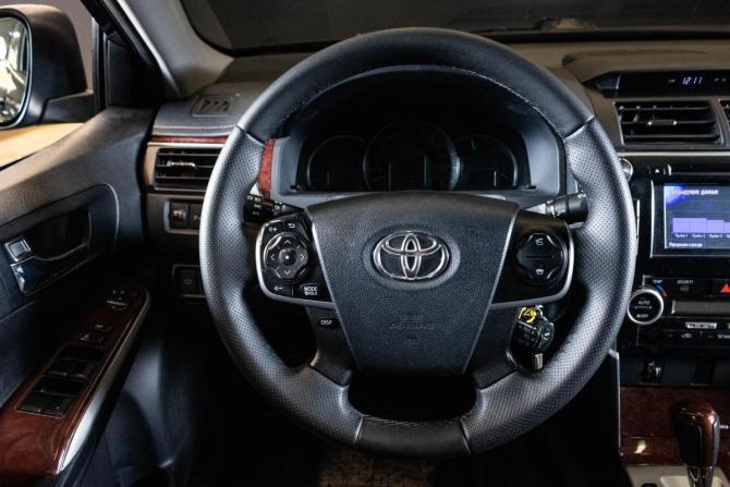 Toyota Camry VII (XV50) с пробегом 2013 года, цена 1 523 000 рублей, 224026 км, седан, Автокод Объявления