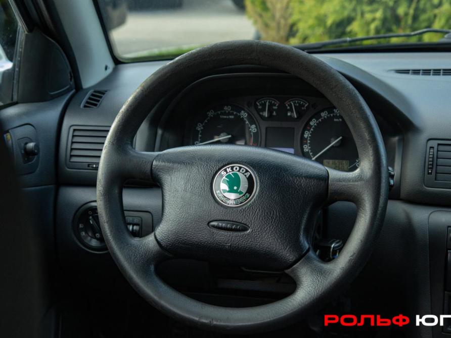 Skoda Octavia I (A4) Рестайлинг Москва  - изображение 11