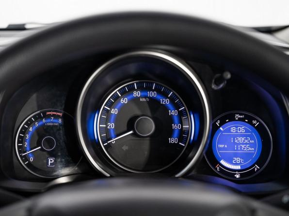 Honda Fit III с пробегом 2014 года, цена 975 000 рублей, 112852 км, хэтчбек, Автокод Объявления