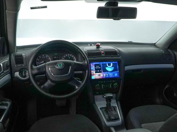 Skoda Octavia II (A5) Рестайлинг с пробегом 2010 года, цена 799 077 рублей, 247171 км, лифтбек, Автокод Объявления