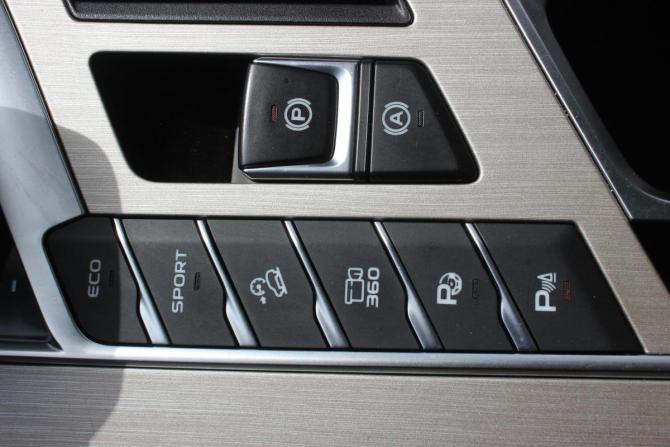 Geely Coolray I с пробегом 2023 года, цена 1 917 000 рублей, 56148 км, внедорожник, Автокод Объявления