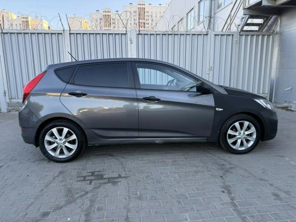Hyundai Solaris I с пробегом 2013 года, цена 459 000 рублей, 276942 км, хэтчбек, Автокод Объявления