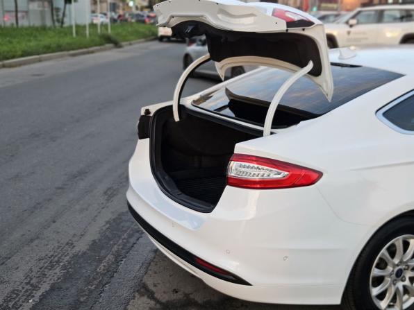 Ford Mondeo V с пробегом 2018 года, цена 1 439 000 рублей, 198169 км, седан, Автокод Объявления