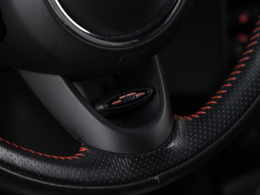 Mini Hatch III (F55/F56) Рестайлинг Москва  - изображение 25