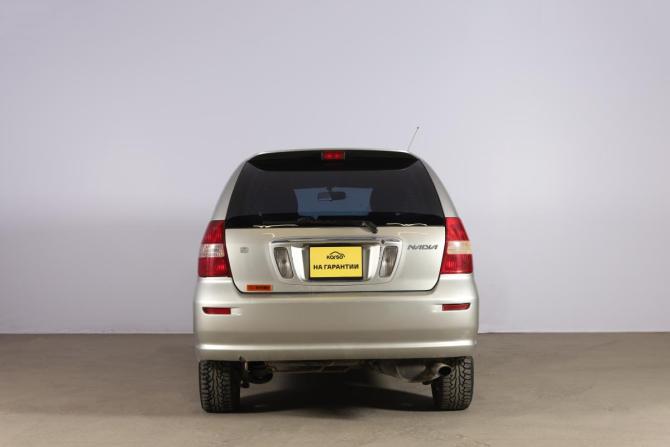 Toyota Nadia с пробегом 2001 года, цена 799 000 рублей, 330000 км, компактвэн, Автокод Объявления
