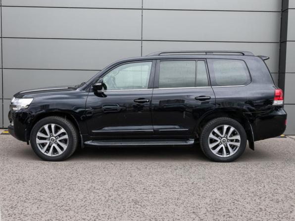Toyota Land Cruiser 200 Series Рестайлинг 2 с пробегом 2017 года, цена 5 998 000 рублей, 233960 км, внедорожник, Автокод Объявления