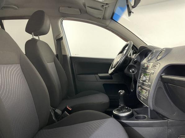 Ford Fusion I Рестайлинг с пробегом 2007 года, цена 235 900 рублей, 330000 км, хэтчбек, Автокод Объявления