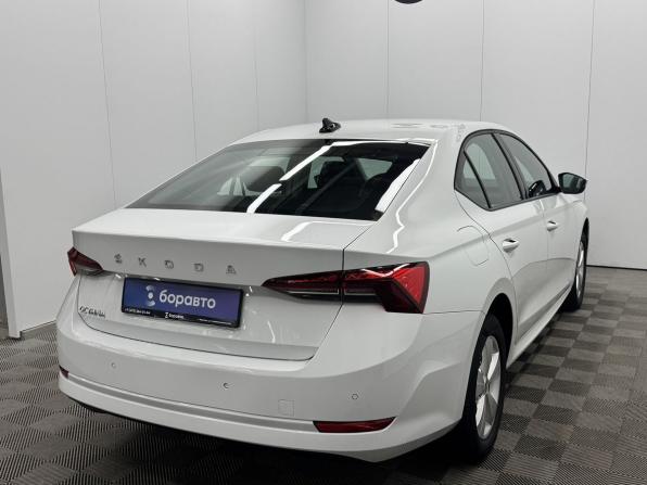 Skoda Octavia IV (A8) с пробегом 2021 года, цена 2 259 000 рублей, 89577 км, лифтбек, Автокод Объявления