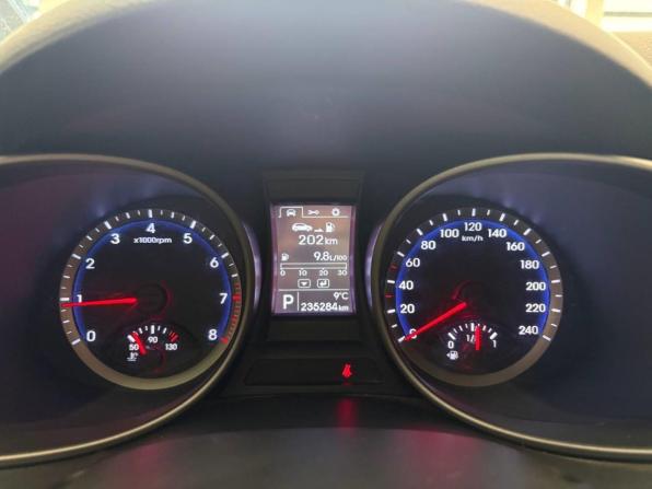 Hyundai Santa Fe III с пробегом 2012 года, цена 1 585 000 рублей, 230000 км, внедорожник, Автокод Объявления