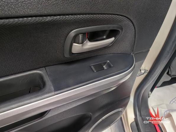 Suzuki Grand Vitara II Рестайлинг с пробегом 2010 года, цена 1 090 000 рублей, 135000 км, внедорожник, Автокод Объявления