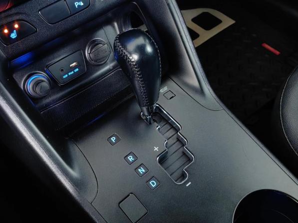Hyundai ix35 I Рестайлинг с пробегом 2015 года, цена 1 328 000 рублей, 165312 км, внедорожник, Автокод Объявления