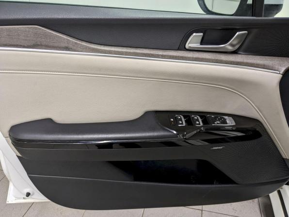 Kia K5 III с пробегом 2022 года, цена 2 740 000 рублей, 91013 км, седан, Автокод Объявления