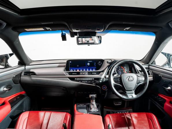 Lexus ES VII с пробегом 2020 года, цена 3 710 000 рублей, 105555 км, седан, Автокод Объявления