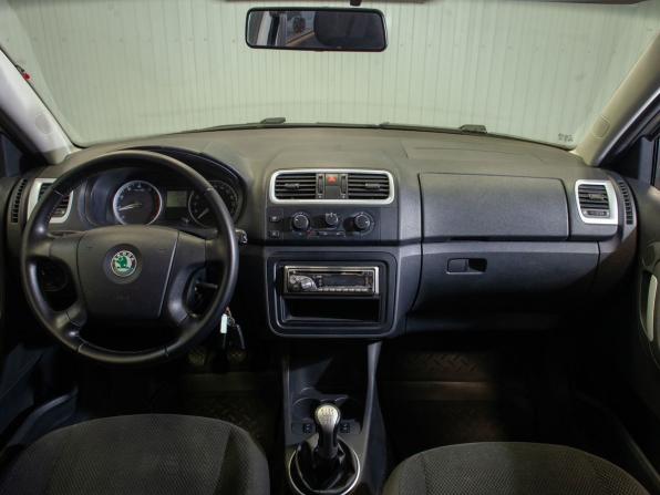Skoda Fabia II с пробегом 2009 года, цена 535 000 рублей, 191090 км, хэтчбек, Автокод Объявления