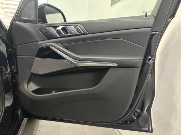 BMW X7 I (G07) Рестайлинг с пробегом 2025 года, цена 17 595 000 рублей, 4997 км, внедорожник, Автокод Объявления