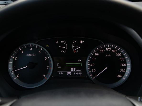 Nissan Tiida II с пробегом 2015 года, цена 1 168 000 рублей, 70000 км, хэтчбек, Автокод Объявления