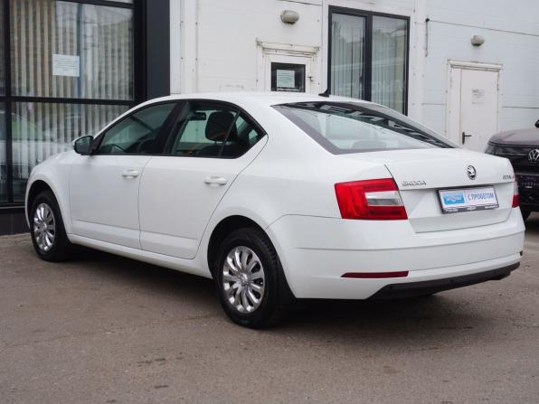 Skoda Octavia III (A7) Рестайлинг с пробегом 2020 года, цена 1 650 000 рублей, 96764 км, лифтбек, Автокод Объявления