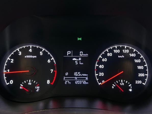 Hyundai Solaris II с пробегом 2019 года, цена 1 350 000 рублей, 120371 км, седан, Автокод Объявления