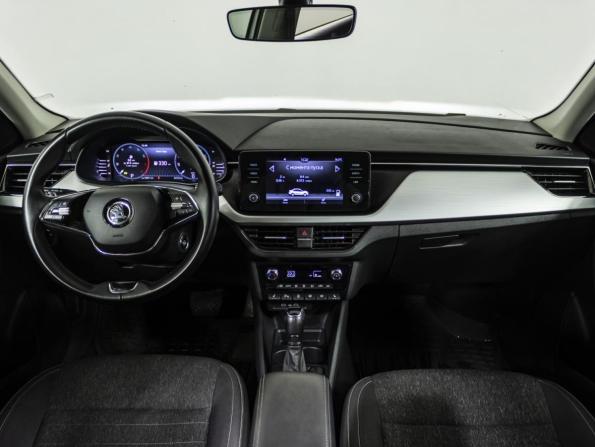 Skoda Rapid II с пробегом 2021 года, цена 1 939 000 рублей, 64600 км, лифтбек, Автокод Объявления