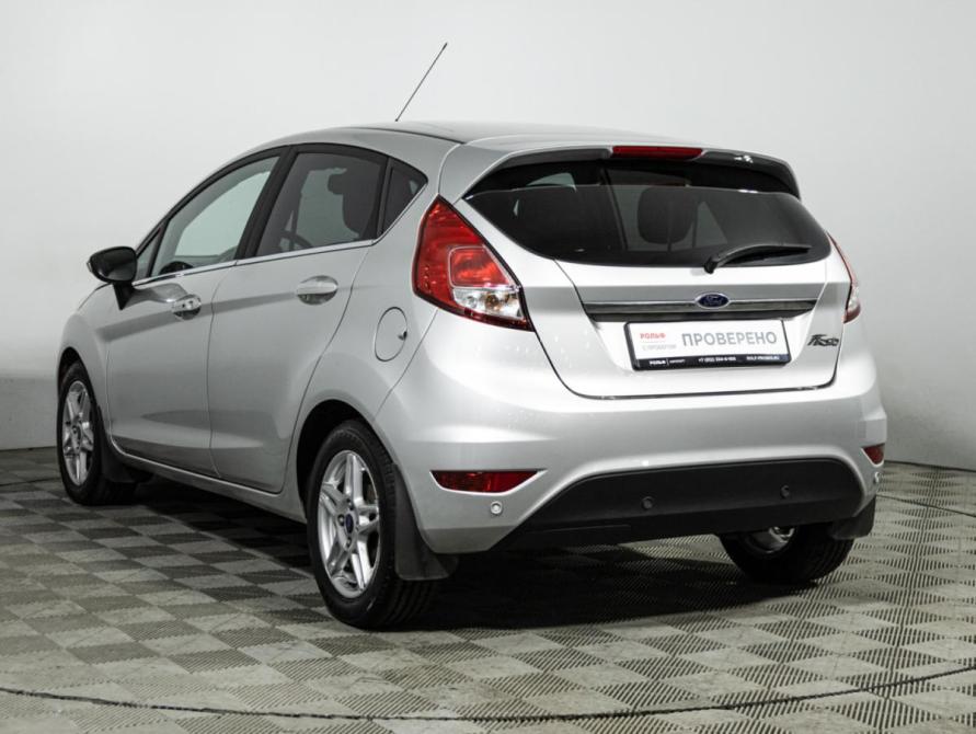 Ford Fiesta Mk6 Рестайлинг Санкт-Петербург  - изображение 7