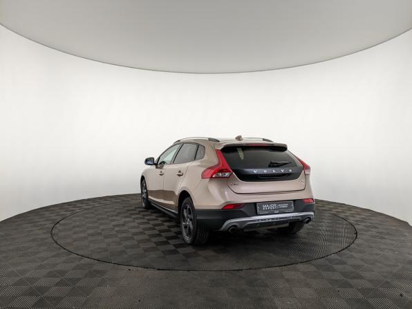 Volvo V40 Cross Country I с пробегом 2013 года, цена 1 650 000 рублей, 117941 км, хэтчбек, Автокод Объявления