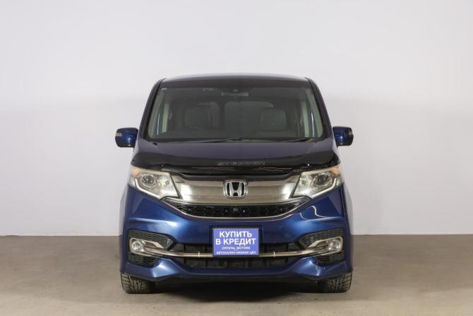 Honda Stepwgn V с пробегом 2015 года, цена 1 899 000 рублей, 161000 км, минивэн, Автокод Объявления