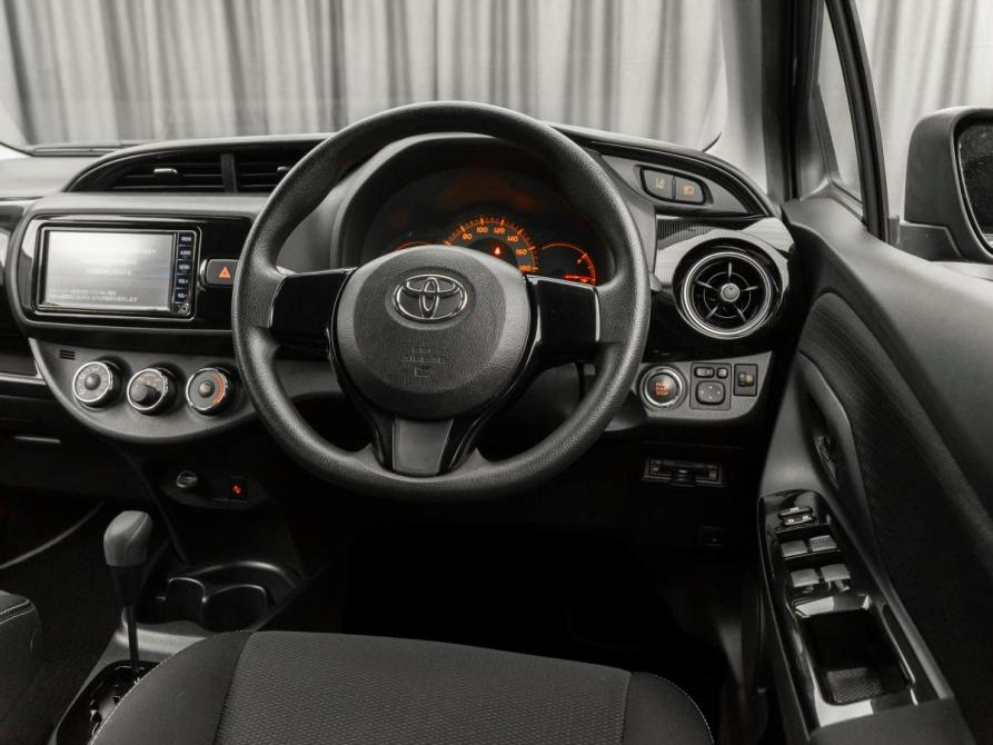 Toyota Vitz III (XP130) Рестайлинг Москва  - изображение 8