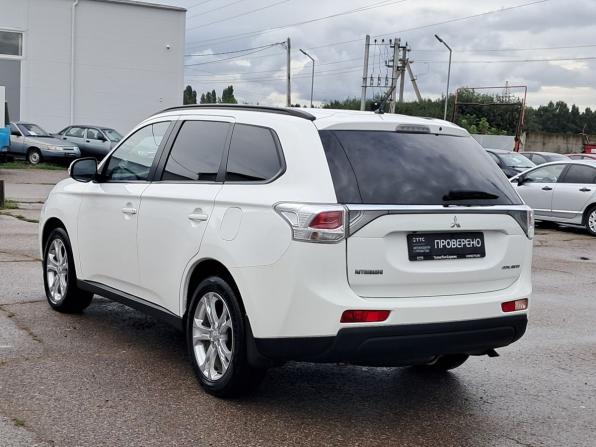 Mitsubishi Outlander III с пробегом 2012 года, цена 1 230 000 рублей, 200320 км, внедорожник, Автокод Объявления