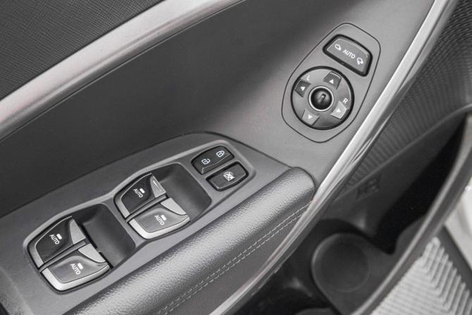 Hyundai Santa Fe III с пробегом 2013 года, цена 1 399 000 рублей, 200000 км, внедорожник, Автокод Объявления