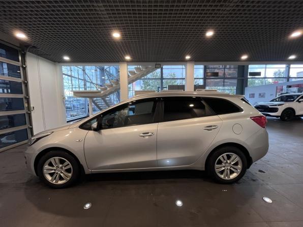 Kia Ceed II Рестайлинг с пробегом 2018 года, цена 1 370 000 рублей, 149287 км, универсал, Автокод Объявления