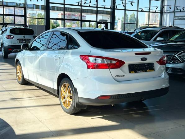 Ford Focus III с пробегом 2013 года, цена 740 000 рублей, 198443 км, седан, Автокод Объявления