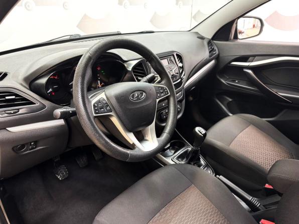 Lada (ВАЗ) Vesta I с пробегом 2019 года, цена 1 030 000 рублей, 136980 км, седан, Автокод Объявления