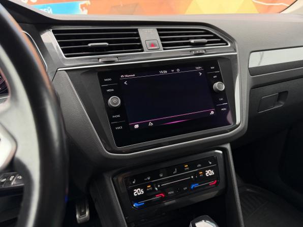 Volkswagen Tiguan II Рестайлинг с пробегом 2021 года, цена 2 990 000 рублей, 98210 км, внедорожник, Автокод Объявления