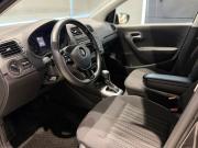 Volkswagen Polo V Рестайлинг Новосибирск  - изображение 40