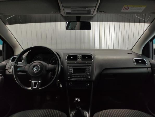 Volkswagen Polo V с пробегом 2013 года, цена 900 000 рублей, 69000 км, седан, Автокод Объявления