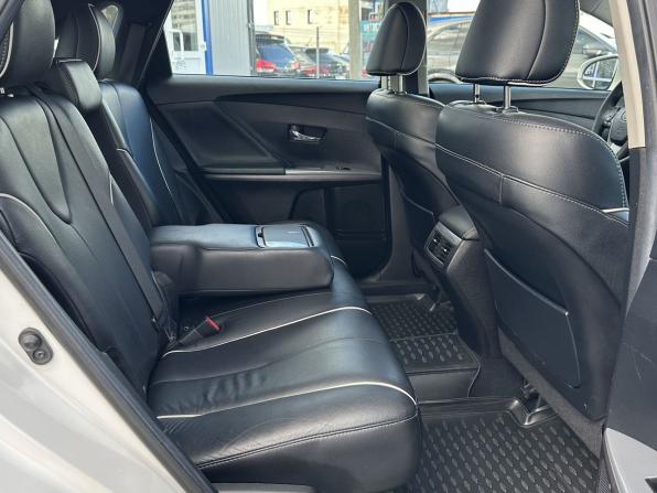 Toyota Venza I Рестайлинг с пробегом 2013 года, цена 2 199 000 рублей, 195135 км, внедорожник, Автокод Объявления