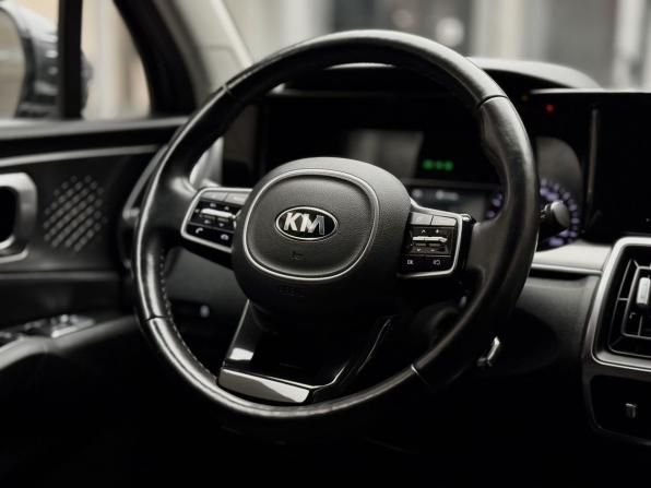 Kia Sorento IV с пробегом 2021 года, цена 3 020 000 рублей, 89137 км, внедорожник, Автокод Объявления