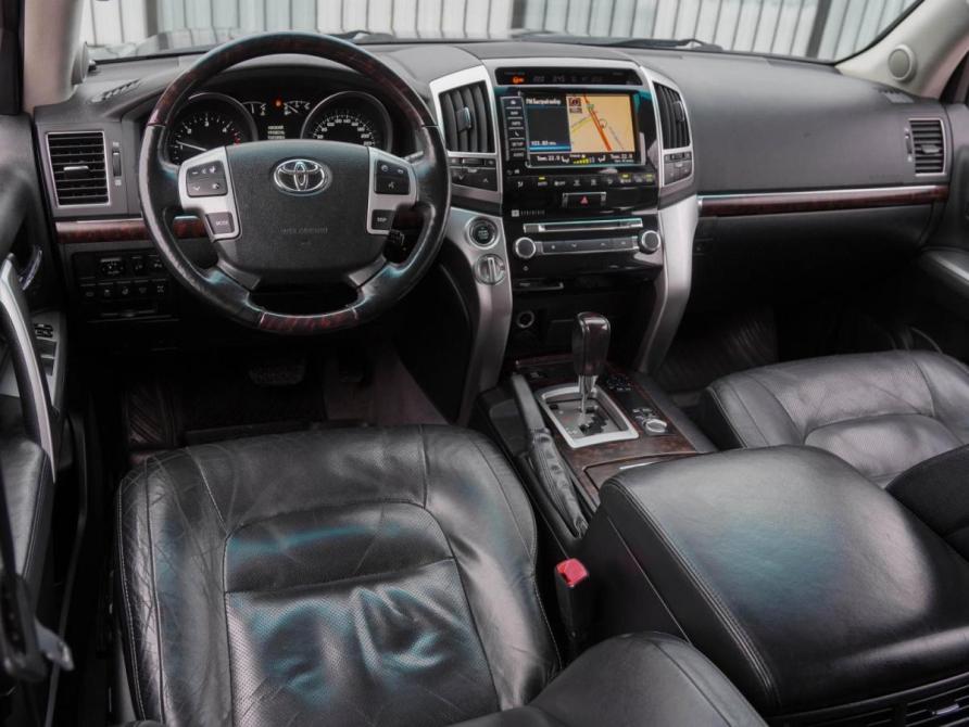 Toyota Land Cruiser 200 Series Рестайлинг 1 Волгоград  - изображение 6