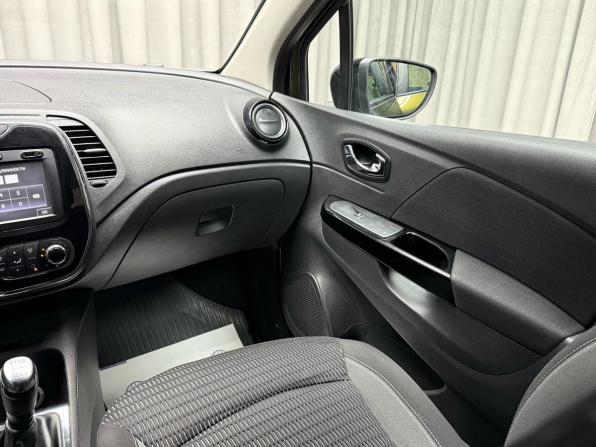 Renault Kaptur I с пробегом 2017 года, цена 1 649 000 рублей, 97000 км, внедорожник, Автокод Объявления