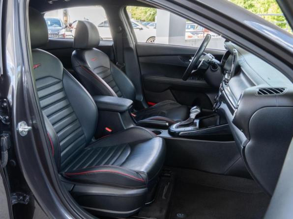 Kia K3 II с пробегом 2020 года, цена 1 840 000 рублей, 137544 км, хэтчбек, Автокод Объявления