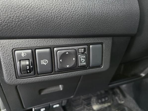 Nissan Tiida I Рестайлинг с пробегом 2013 года, цена 865 000 рублей, 183900 км, седан, Автокод Объявления