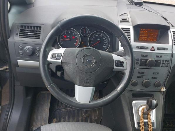 Opel Zafira B Рестайлинг с пробегом 2012 года, цена 950 000 рублей, 139946 км, компактвэн, Автокод Объявления