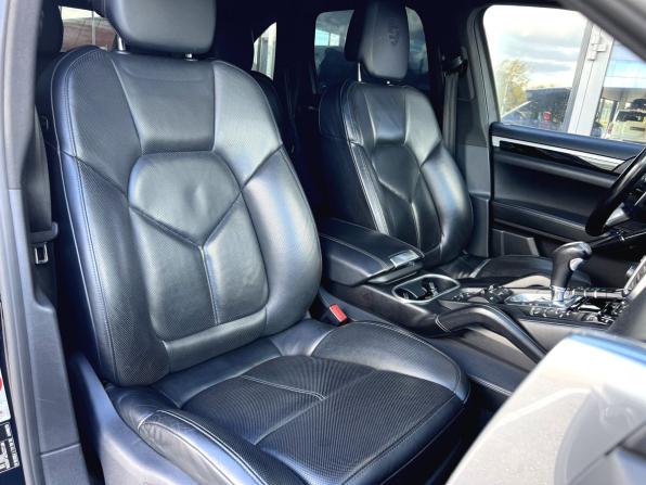 Porsche Cayenne II Рестайлинг (958) с пробегом 2014 года, цена 2 450 000 рублей, 241028 км, внедорожник, Автокод Объявления