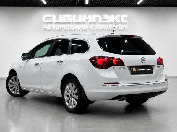 Opel Astra J Рестайлинг с пробегом 2013 года, цена 675 000 рублей, 190000 км, универсал, Автокод Объявления