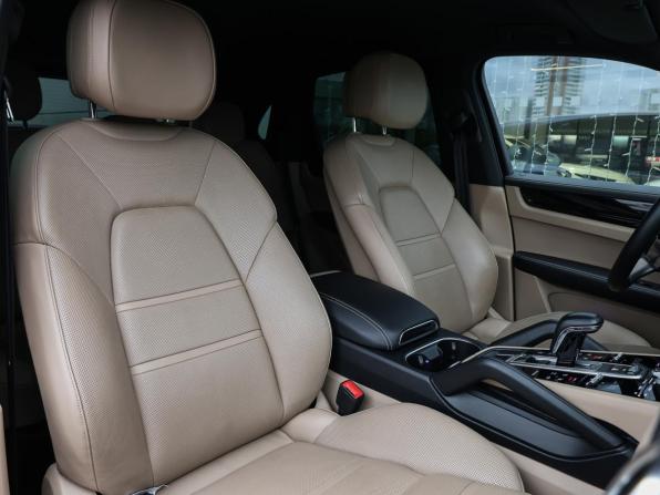 Porsche Cayenne III с пробегом 2018 года, цена 4 698 000 рублей, 170933 км, внедорожник, Автокод Объявления
