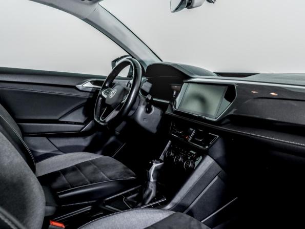 Volkswagen Taos I с пробегом 2021 года, цена 2 300 000 рублей, 75349 км, внедорожник, Автокод Объявления