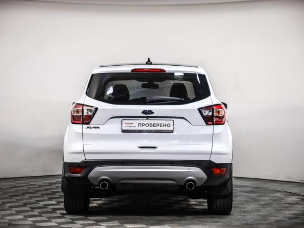 Ford Kuga II Рестайлинг с пробегом 2018 года, цена 1 849 000 рублей, 121877 км, внедорожник, Автокод Объявления