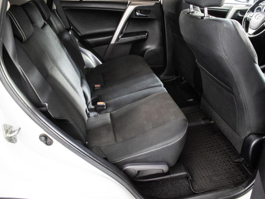 Toyota RAV4 IV (XA40) Рестайлинг Москва  - изображение 12